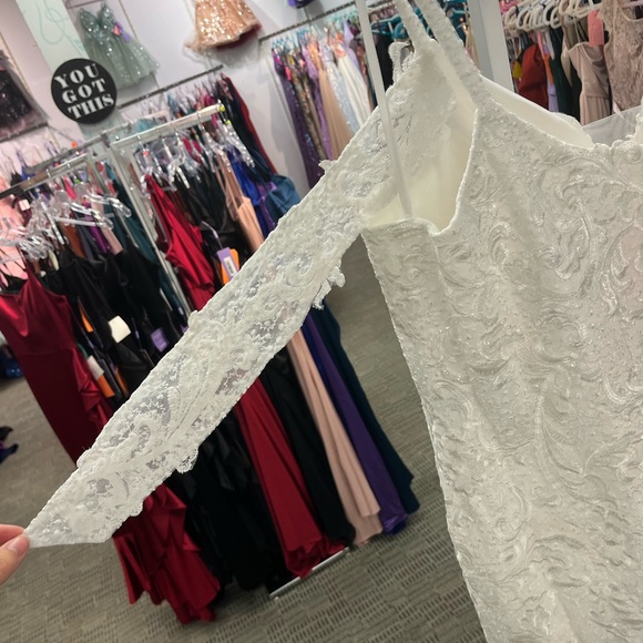 Sydney’s Closet Plus Size Mermaid Bridal Gown - Picture 7 of 12